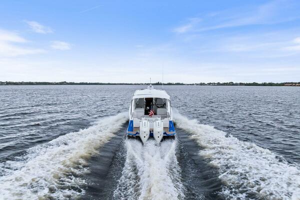 Tumalum 35ft MJM Yacht For Sale