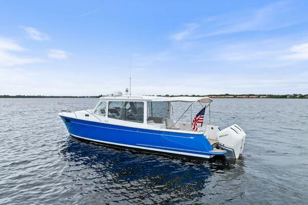 Tumalum 35ft MJM Yacht For Sale