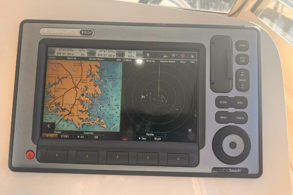 Les Suz 31ft Mainship Yacht For Sale