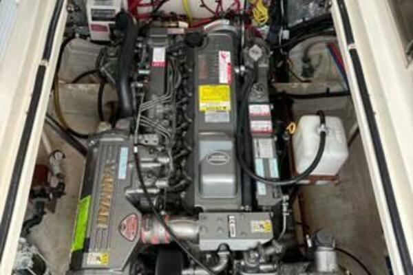 Les Suz 31ft Mainship Yacht For Sale