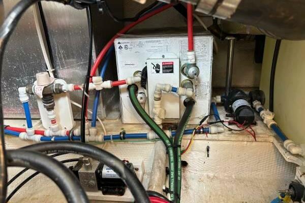 Les Suz 31ft Mainship Yacht For Sale