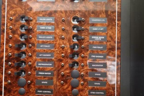 35ft Silverton Yacht For Sale