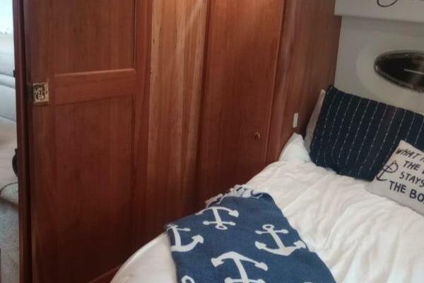 35ft Silverton Yacht For Sale