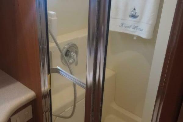 35ft Silverton Yacht For Sale