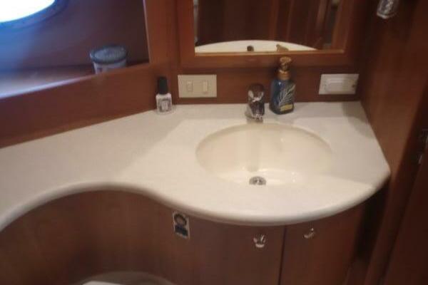 35ft Silverton Yacht For Sale