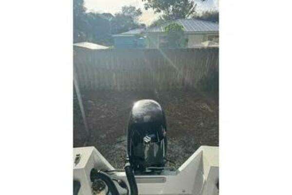 Photo of the 1986 Mako 