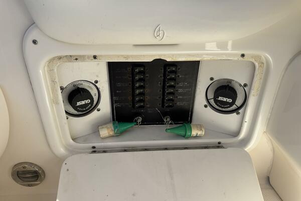 29ft Sea Ray Yacht For Sale