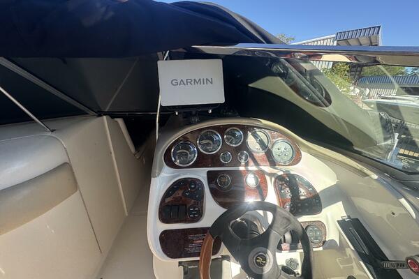 29ft Sea Ray Yacht For Sale