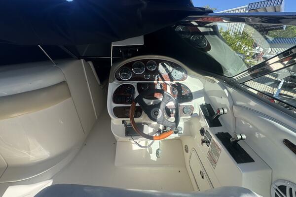 29ft Sea Ray Yacht For Sale