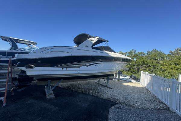 Photo of the 2002 Sea Ray 290 Bowrider