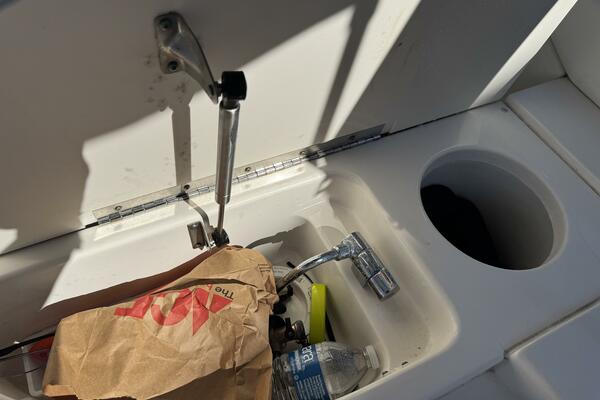 29ft Sea Ray Yacht For Sale