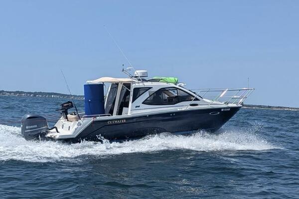 24ft Cutwater Yacht For Sale