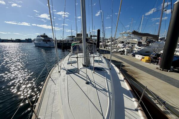 Eda 46ft Beneteau Yacht For Sale