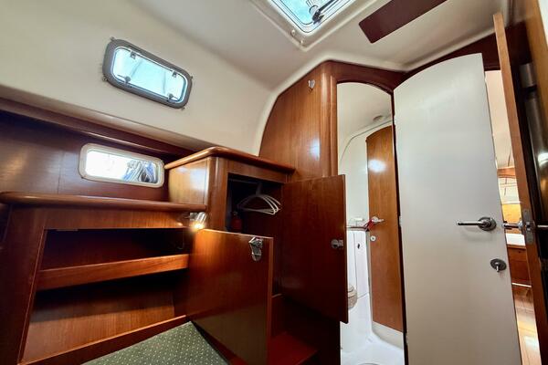 Eda 46ft Beneteau Yacht For Sale