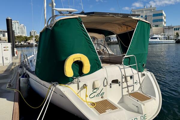 Eda 46ft Beneteau Yacht For Sale