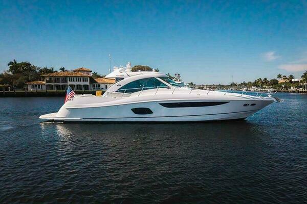 RECON ROYALE 60ft Sea Ray Yacht For Sale