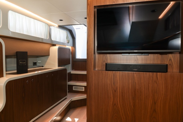 49ft Canados Yacht For Sale