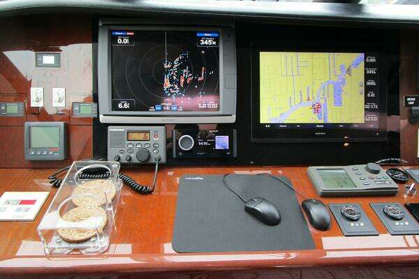 Neptunus Enclosed Skylounge Yacht For Sale