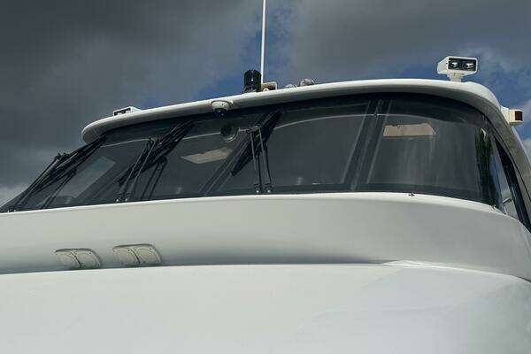 Neptunus Enclosed Skylounge Yacht For Sale