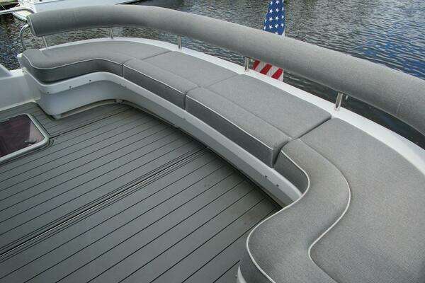 Neptunus Enclosed Skylounge Yacht For Sale