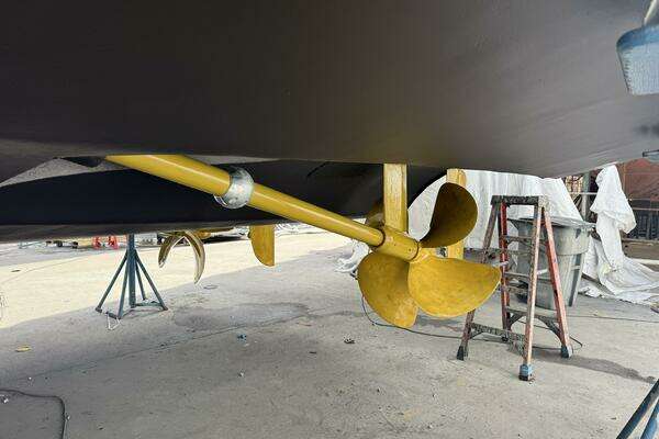 Neptunus Enclosed Skylounge Yacht For Sale