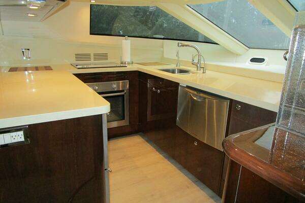 Neptunus Enclosed Skylounge Yacht For Sale