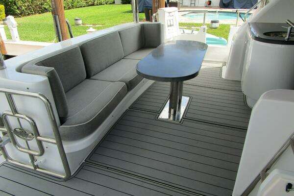 Neptunus Enclosed Skylounge Yacht For Sale