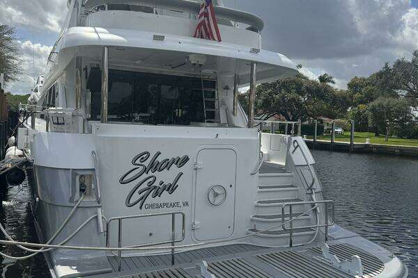 Neptunus Enclosed Skylounge Yacht For Sale