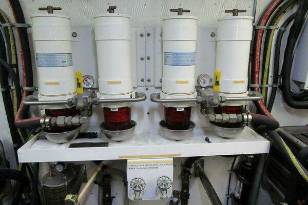 Neptunus Enclosed Skylounge Yacht For Sale