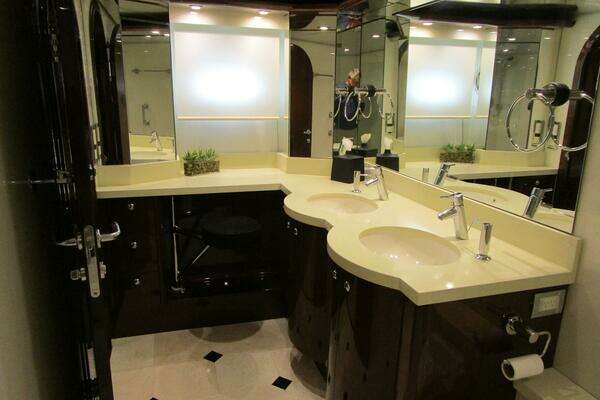 Neptunus Enclosed Skylounge Yacht For Sale