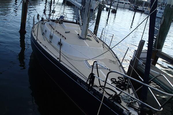 Alice 33ft Tartan Yacht For Sale