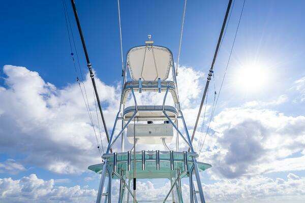 SeaVee 370Z Yacht For Sale