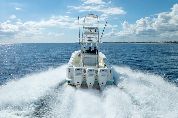 37ft SeaVee Yacht For Sale