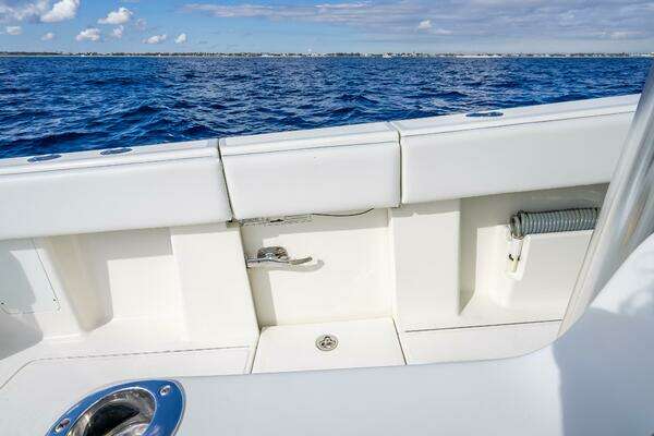 SeaVee 370Z Yacht For Sale