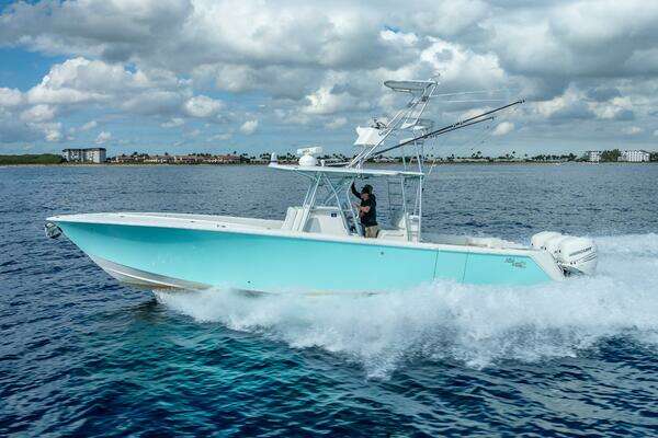SeaVee 370Z Yacht For Sale
