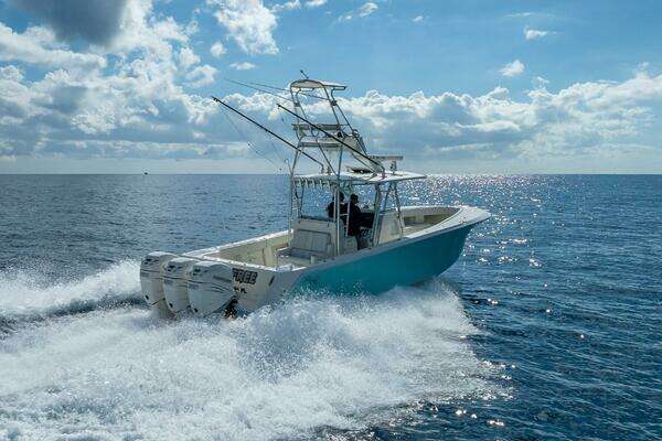 SeaVee 370Z Yacht For Sale