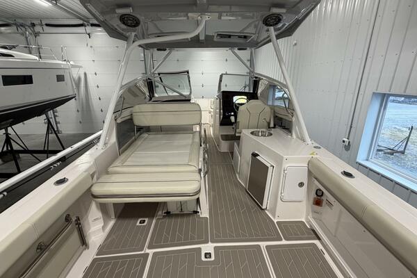 29ft Solara Yacht For Sale