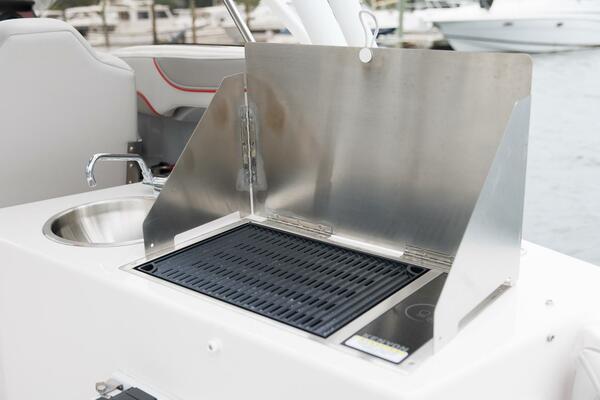 29ft Solara Yacht For Sale