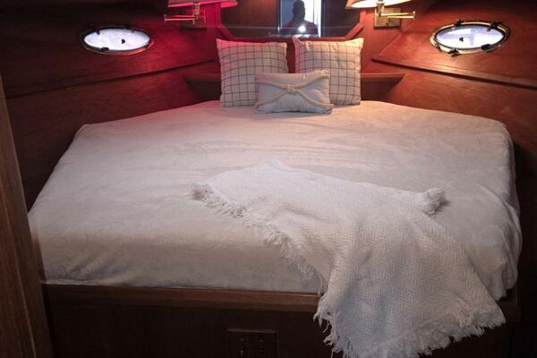 Mary s Speak Easy 42ft Cooper Yacht For Sale