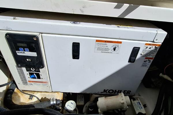 Whaler 31ft Boston Whaler Yacht For Sale