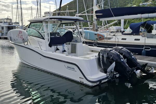 Whaler 31ft Boston Whaler Yacht For Sale