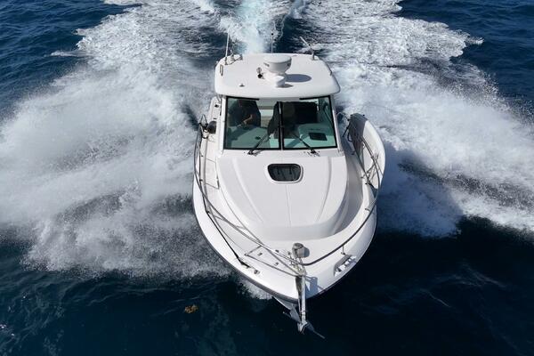 Whaler 31ft Boston Whaler Yacht For Sale