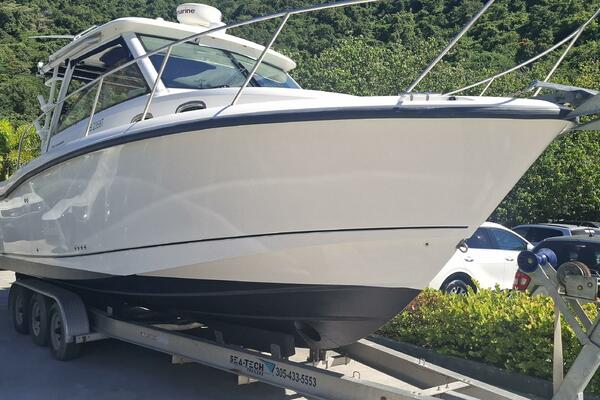 Whaler 31ft Boston Whaler Yacht For Sale