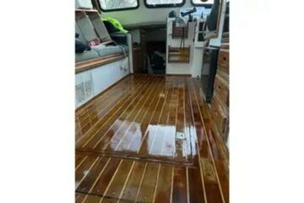 Reel Easy 31ft Eastern Yacht For Sale