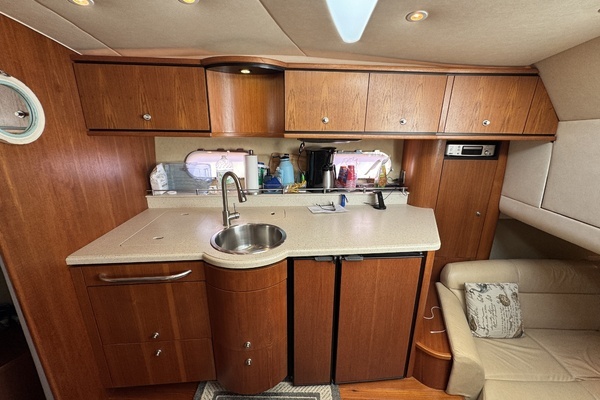 2008 Tiara Yachts 39