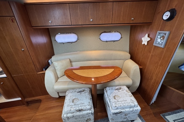 2008 Tiara Yachts 39