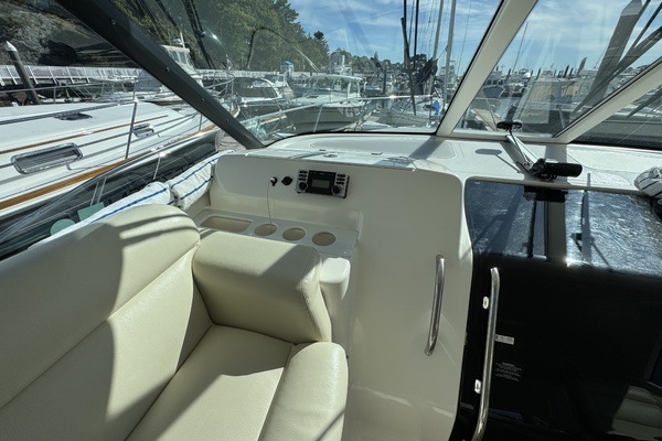 2008 Tiara Yachts 39