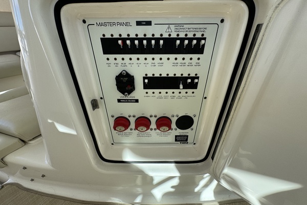 2008 Tiara Yachts 39