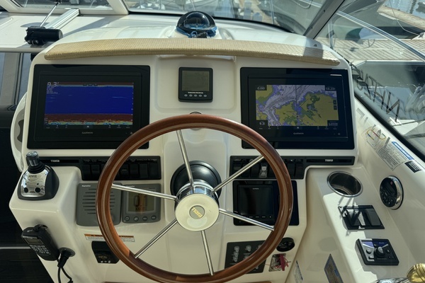 2008 Tiara Yachts 39