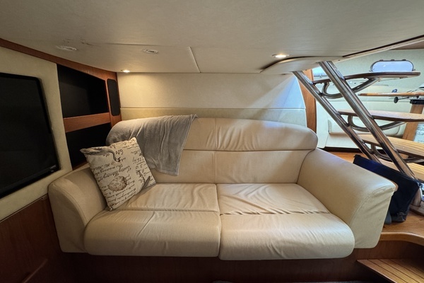 2008 Tiara Yachts 39